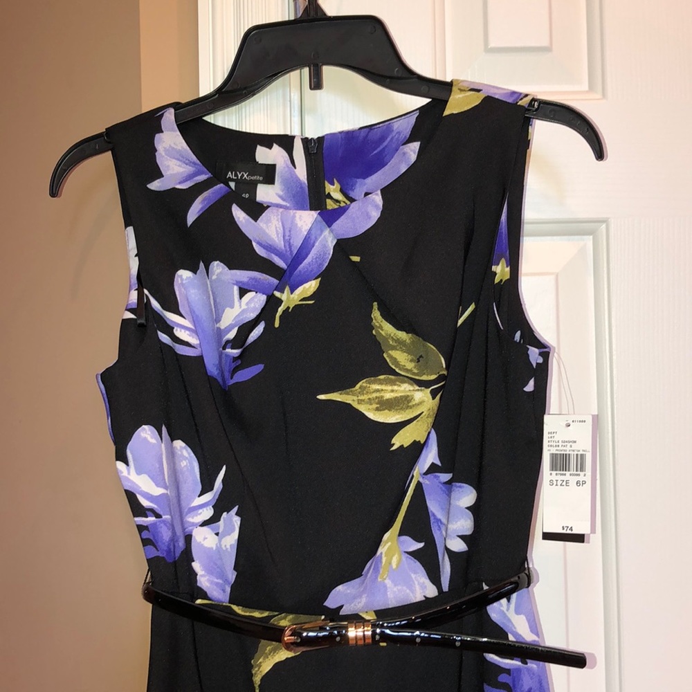 DRESS 👗 - Picture 2 of 3